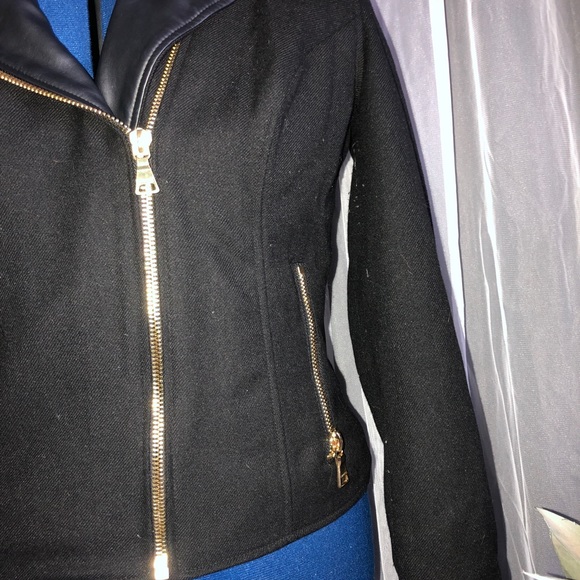 Edgy EXPRESS Jacket - Picture 3 of 6